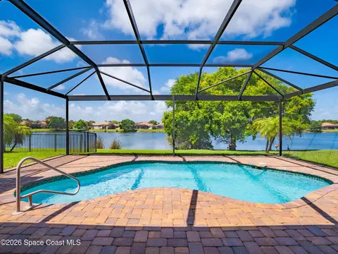 1724 Belmont Cir SW, Vero Beach, FL 32968