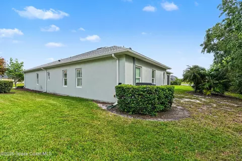 Exterior - 3457 Bancroft Dr, Melbourne, FL 32940 photo 6 of 15