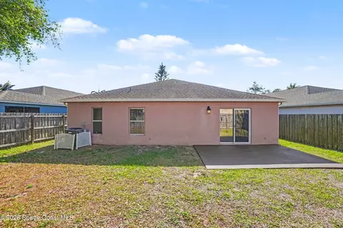 Exterior - 2547 Deercroft Dr, Melbourne, FL 32940 photo 3 of 5
