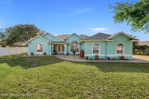 4 Rosemary Pl, Palm Coast, FL 32137
