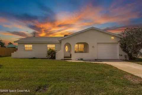451 Sea Horse Ave, Indialantic, FL 32903