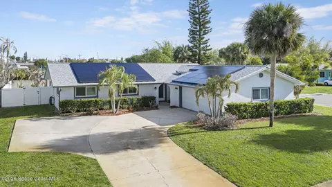 310 Franklyn Ave, Indialantic, FL 32903