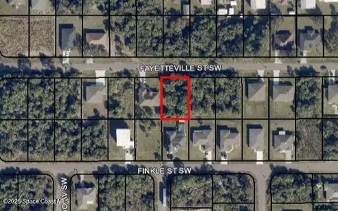150 Fayetteville St SW, Palm Bay, FL 32908