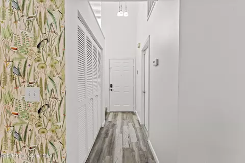 Entry Way - 1018 Villa Dr, Melbourne, FL 32940 photo 2 of 3