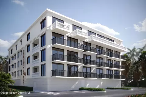 327 Wilson Ave #401, Cocoa Beach, FL 32931
