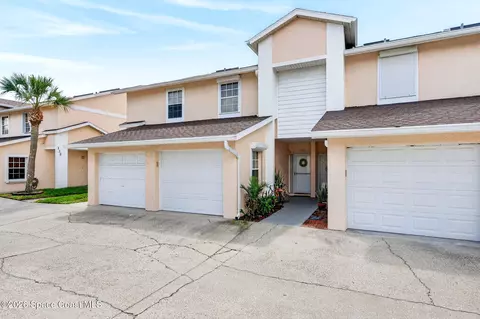 135 Escambia Ln #207, Cocoa Beach, FL 32931