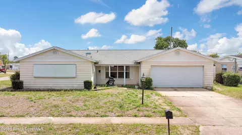 905 Palermo Rd, Titusville, FL 32780