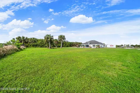 Exterior - 4364 Prentice Ln, Mims, FL 32754 photo 5 of 6