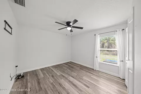 Bedroom - 4364 Prentice Ln, Mims, FL 32754 photo 3 of 4