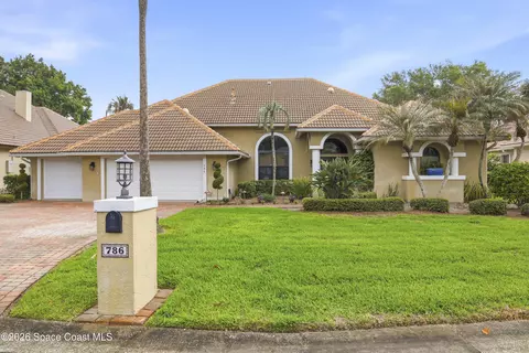 786 Florencia Cir, Titusville, FL 32780
