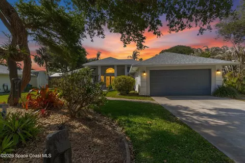 101 Estrella Rd, Melbourne Beach, FL 32951