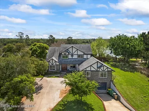 1335 S Carpenter Rd, Titusville, FL 32796