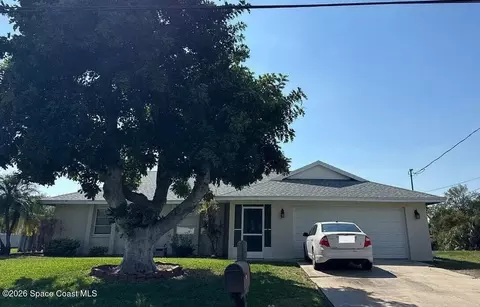 11679 Claremont Dr, Port Charlotte, FL 33981