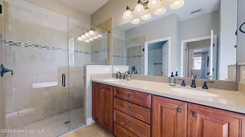 Bath - 3212 Constellation Dr, Melbourne, FL 32940 photo 5 of 9