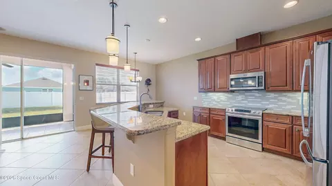 Kitchen - 3212 Constellation Dr, Melbourne, FL 32940 photo 1 of 4