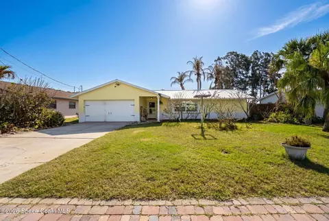 2047 Barracuda Ave, Melbourne Beach, FL 32951