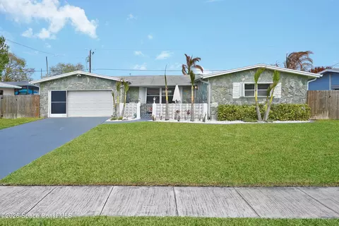 250 Viscount Ave, Merritt Island, FL 32953