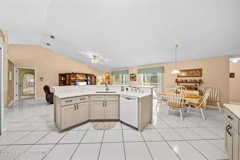 Kitchen - 1012 Sabal Grove Dr, Rockledge, FL 32955 photo 2 of 7