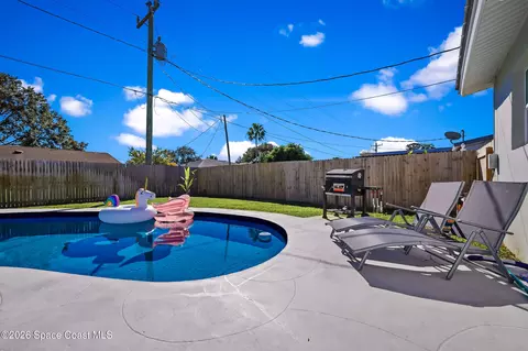 Exterior - 557 Ixora Dr, Melbourne, FL 32935 photo 8 of 8