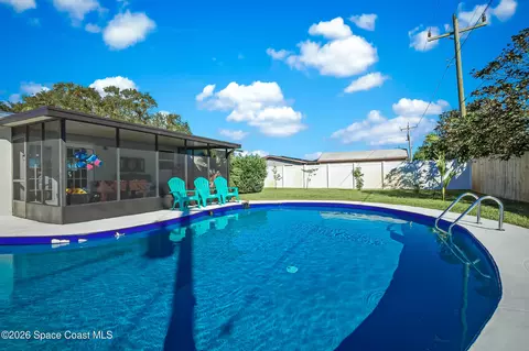 Exterior - 557 Ixora Dr, Melbourne, FL 32935 photo 6 of 8