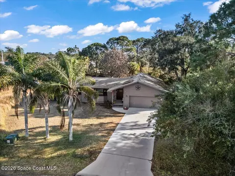 938 Dorchester Rd NW, Palm Bay, FL 32907