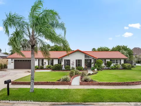 305 Sand Pine Rd, Indialantic, FL 32903