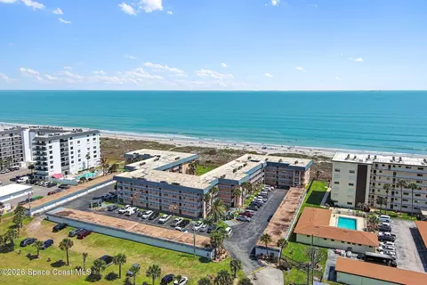 15 Sunflower St #45, Cocoa Beach, FL 32931