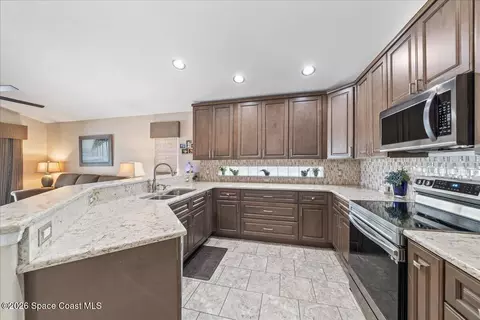 Kitchen - 4080 Chardonnay Dr, Rockledge, FL 32955 photo 2 of 5