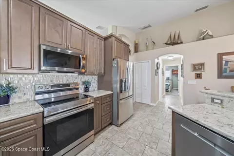 Kitchen - 4080 Chardonnay Dr, Rockledge, FL 32955 photo 5 of 5