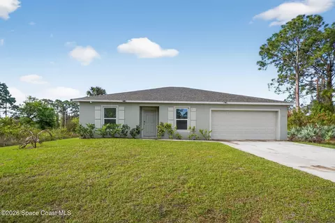 1310 Waffle St SE, Palm Bay, FL 32909