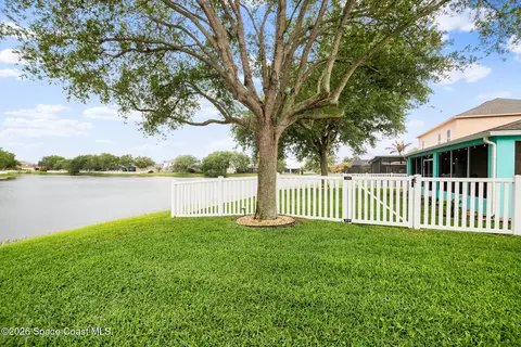 Exterior - 5061 Spinet Dr, Melbourne, FL 32940 photo 2 of 8