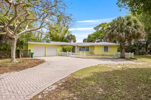 8690 S Tropical Trl, Merritt Island, FL 32952