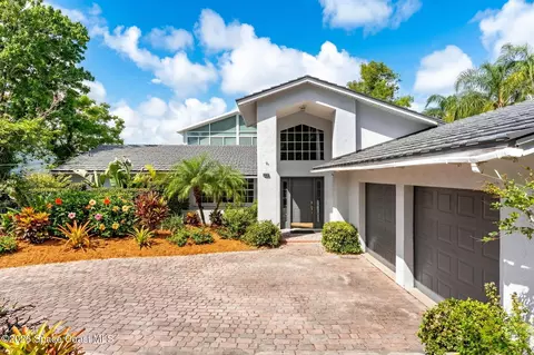 975 Oak St, Merritt Island, FL 32953