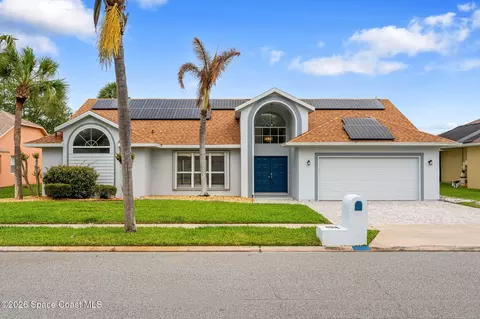 222 Cove Loop Dr, Merritt Island, FL 32953
