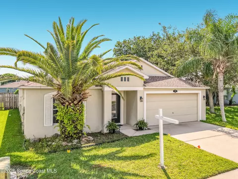 2085 Bayhill Dr, Melbourne, FL 32940