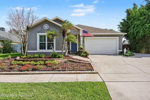 5513 Oak Hollow Dr, Titusville, FL 32780