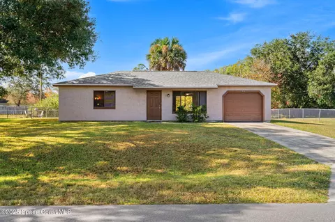 268 Melba Ave NW, Palm Bay, FL 32907