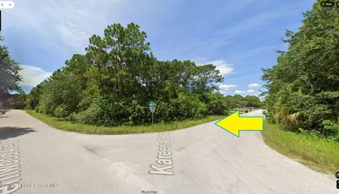 554 Fernwood Ave NW, Palm Bay, FL 32907