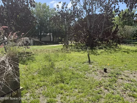 Exterior - 1503 Rockledge Dr, Rockledge, FL 32955 photo 6 of 8