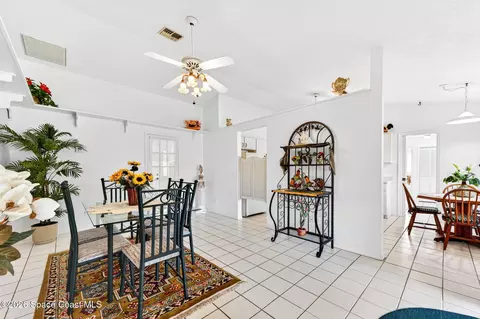 Dining - 1455 Atz Rd, Malabar, FL 32950 photo 2 of 5