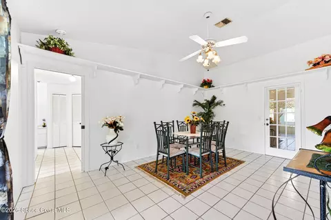 Dining - 1455 Atz Rd, Malabar, FL 32950 photo 3 of 5