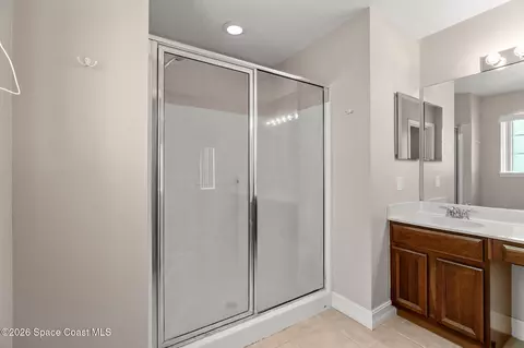 Bath - 3335 Primrose Willow Dr, Saint Cloud, FL 34773 photo 3 of 3