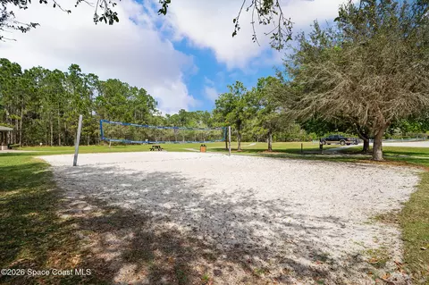 Exterior - 3335 Primrose Willow Dr, Saint Cloud, FL 34773 photo 8 of 11