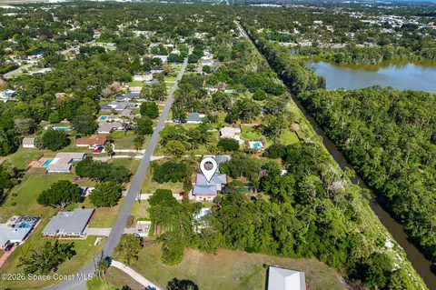 View/Area - 8637 Sylvan Dr, Melbourne, FL 32904 photo 6 of 8