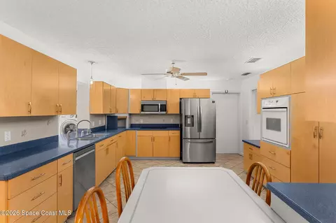Kitchen - 8637 Sylvan Dr, Melbourne, FL 32904 photo 5 of 5