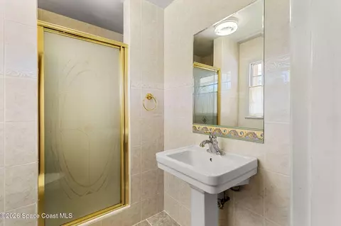 Bath - 8637 Sylvan Dr, Melbourne, FL 32904 photo 5 of 5
