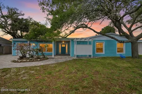 433 Blakey Blvd, Cocoa Beach, FL 32931