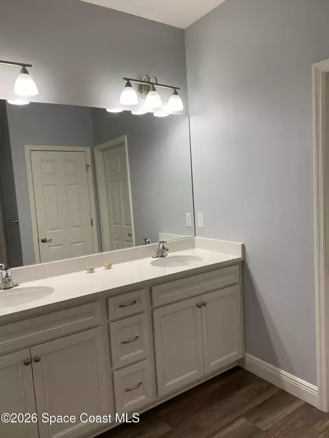 Bath - 8231 Laguna Cir, Micco, FL 32976 photo 2 of 7
