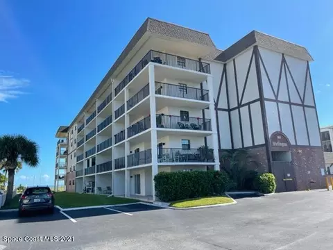383 N Atlantic Ave #202, Cocoa Beach, FL 32931