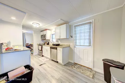512 Jean Cir, Melbourne, FL 32904 photo 13